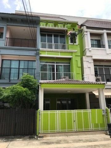 ให้เช่า ทาวน์โฮม 3 ชั้น บ้านกลางเมือง Urbanion ลาดพร้าว 71 ซ.นาคนิวาส 10 รูปที่ 1