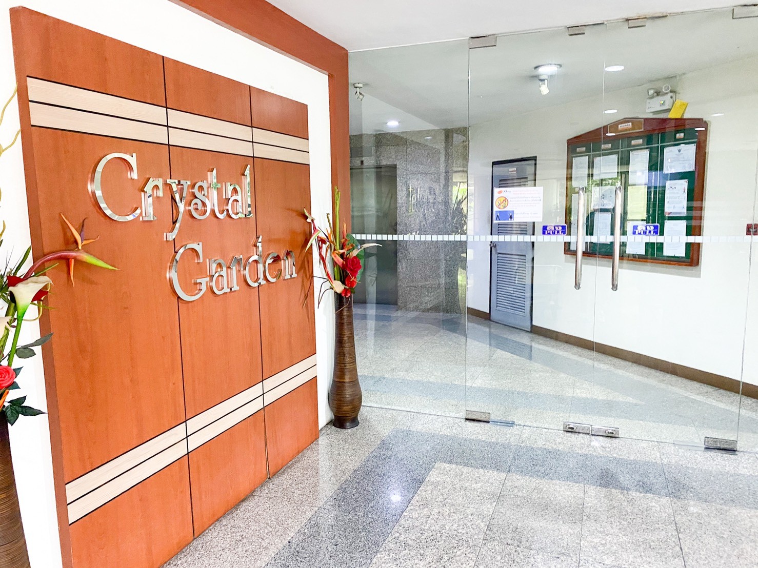 FOR SALE CRYSTAL GARDEN CONDO 2 BEDROOM SUKHUMVIT4 (8,280,000)  รูปที่ 1