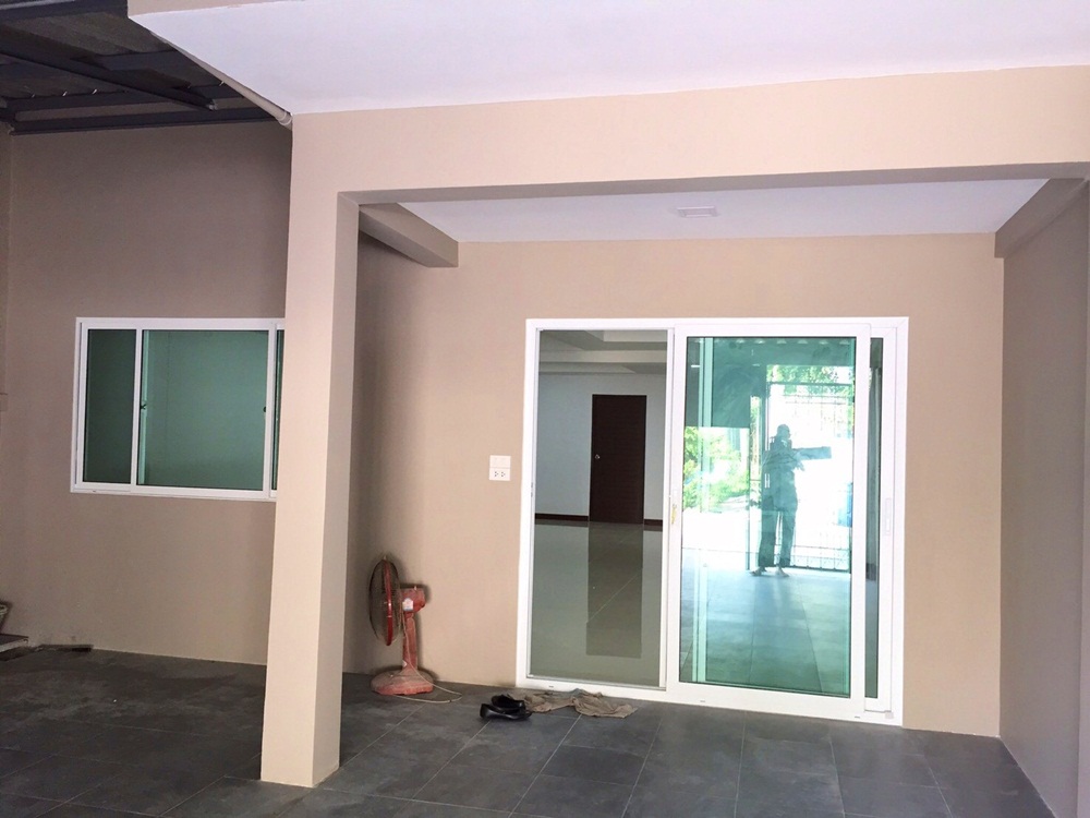 ขายทาวน์โฮม 2 ชั้น ซ.รามคำแหง 64 บางกะปิ รูปที่ 3