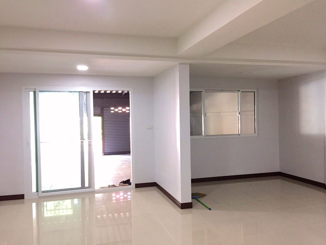 ขายทาวน์โฮม 2 ชั้น ซ.รามคำแหง 64 บางกะปิ รูปที่ 4