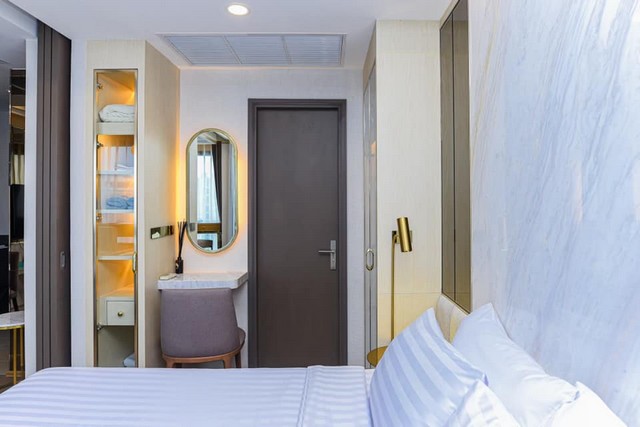 Ashton Chula Silom fully furnished clean private safe MRT Sam Yan รูปที่ 1