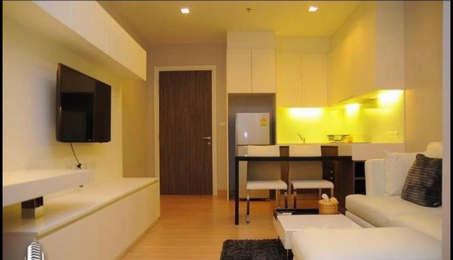 ขาย/ให้เช่า คอนโดใกล้ BTS Urbano Absolute Sathorn ขนาด 38 ตร.ม. (1Br.) ชั้น 12A  รูปที่ 1