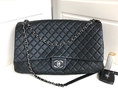 กระเป๋า Chanel Classic Flap XXL Calfskin Bag (งาน Hi-End) หนังแท้ รุ่นชมพู่ อารยา ใช้เลยค่ะ   