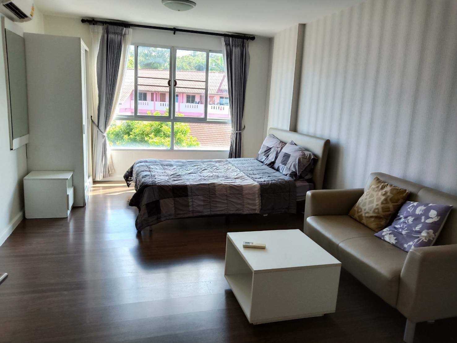 ให้เช่า D condo campus หลัง มช. วิวดอยขนาด 30 ตรม. ราคา 8,000 บาท ชั้น 5 ตึก c รูปที่ 1