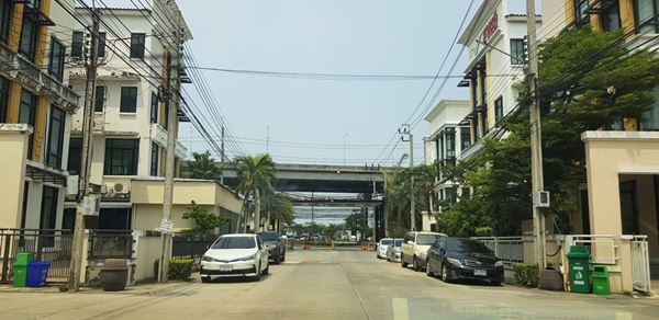 ขายโฮมออฟฟิศ 4ชั้น บ้านกลางกรุง บางนา พร้อมตกแต่ง ราคาดี ทำเลดีมาก ใกล้เมกะบางนา โทร 0863212561 รูปที่ 4