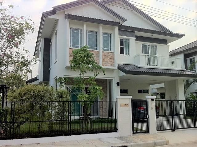 KRICH33 For Rent บ้าน 2 ชั้น หลังมุมพร้อมอยู่ โครงการมัณฑนาแจ้งวัฒนะ ราชพฤกษ์ รูปที่ 1