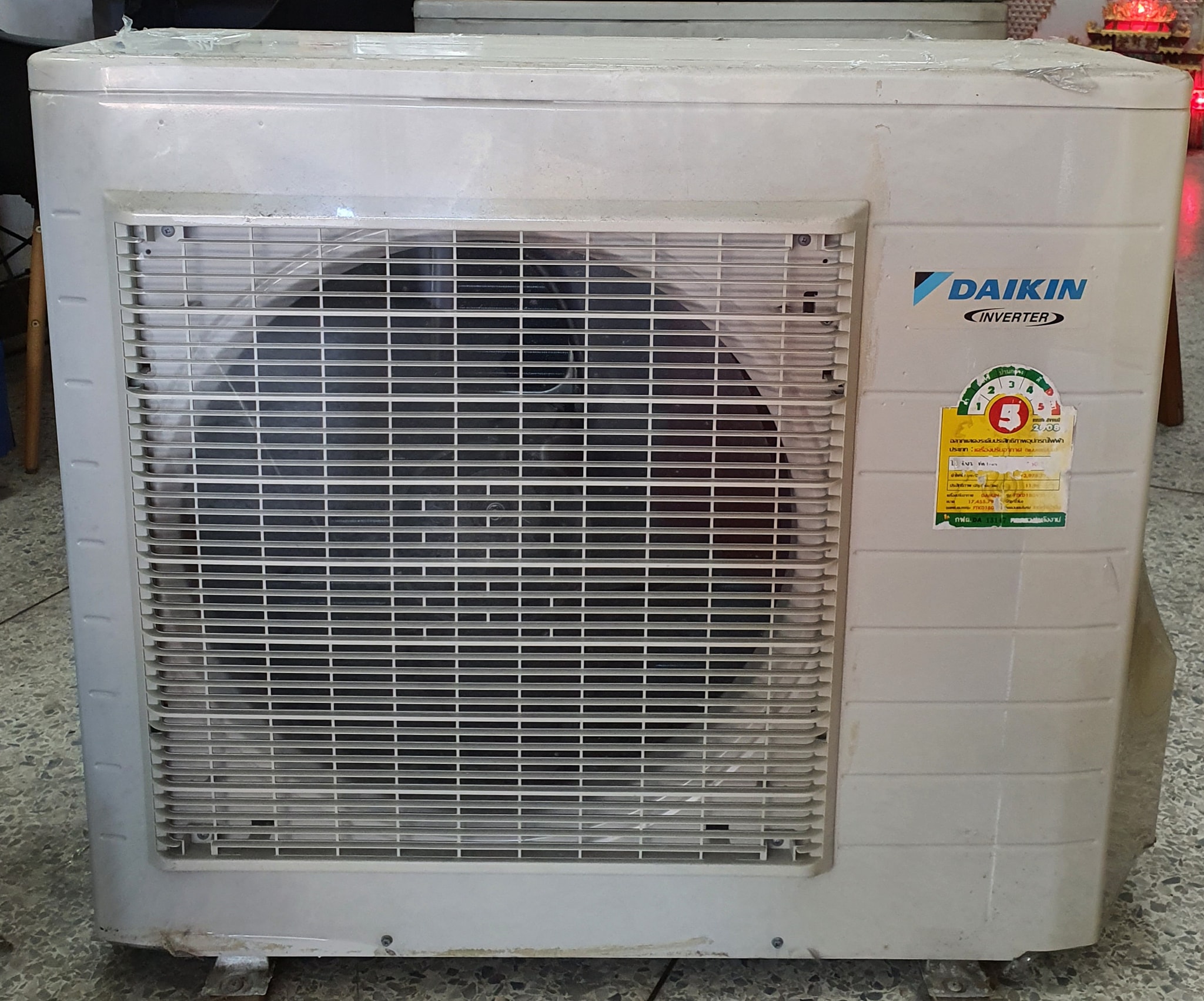 DAIKIN INVERETR 17455 BTU. เบอร์ 5 ราคา 9,000 บาท ยินดีรับบัตรเครดิต. รูปที่ 3