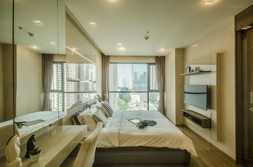 ให้เช่า คอนโด Address Sathorn  30,000 บาท/เดือน -เครื่องใช้ไฟฟ้าครบ -เฟอร์นิเจอร์ครบ รูปที่ 1