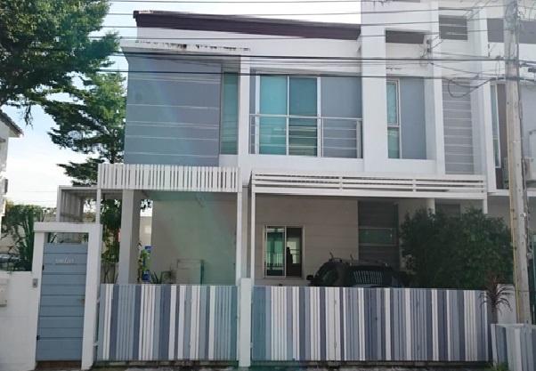 For Rent ให้เช่าทาวน์โฮม 2 ชั้น หมู่บ้าน เนอวานา พาร์ค สุขุมวิท 77 หลังมุม 185 ตรม. รูปที่ 1