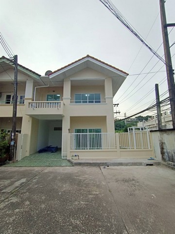 For Sale บ้านทาวน์เฮ้าส์ 2 ชั้น หมู่บ้านสุวรรณคาร แปลงมุม รูปที่ 1