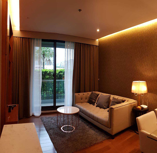 คอนโด ห้องสวย แบบ 2 ห้องนอน ซอย สุขุมวิท 28 For Rent A Beautiful 2 Bedroom Unit at Sukhumvit 28 รูปที่ 1