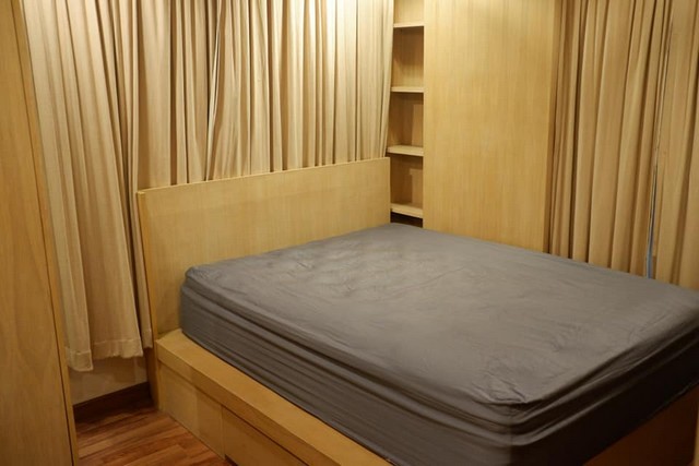 Zenith Place Sukhumvit 42 2 bedrooms cozy safe BTS Ekamai รูปที่ 1