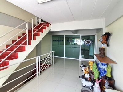 ขาย อาคารพาณิชย์ เมืองปทุมธานี 4.5 ชั้น 300 ตรม. 25 ตร.วา ทำเลติดถนนกรงเทพ ปทุม เหมาะทำกิจการ ออฟฟิศ รูปที่ 3
