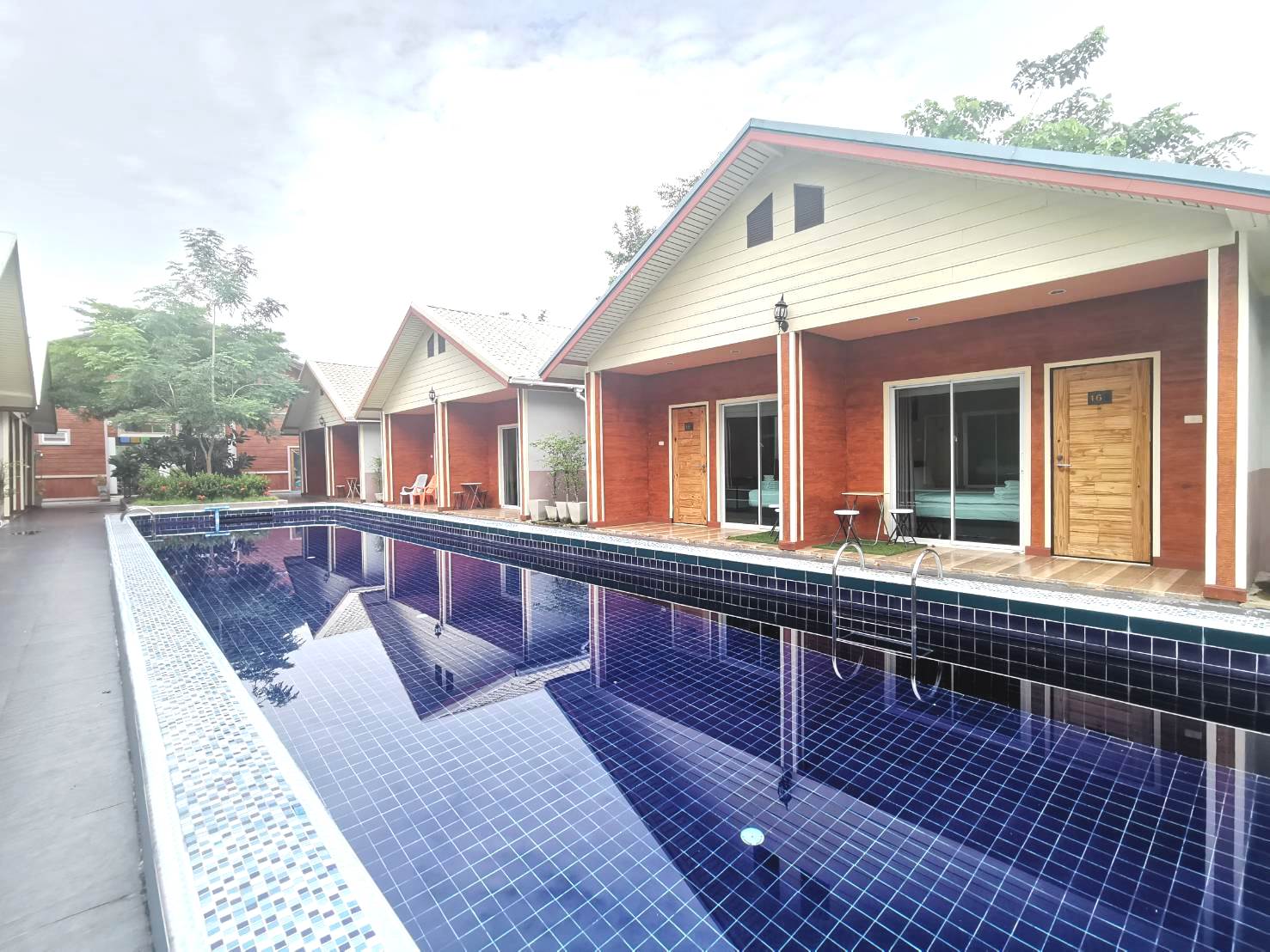 ขายรีสอร์ทอัมพวา ซอยบ้านปรก 23 ถนนบางแพ-สมุทรสงคราม  รูปที่ 5