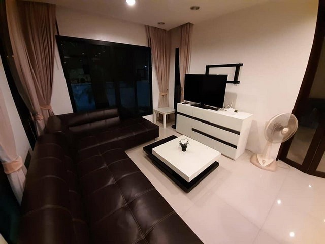 HR 4472 ให้เช่าบ้านเดี่ยว 2 ชั้น 2ห้องนอน  รามอินทรา65 รูปที่ 1