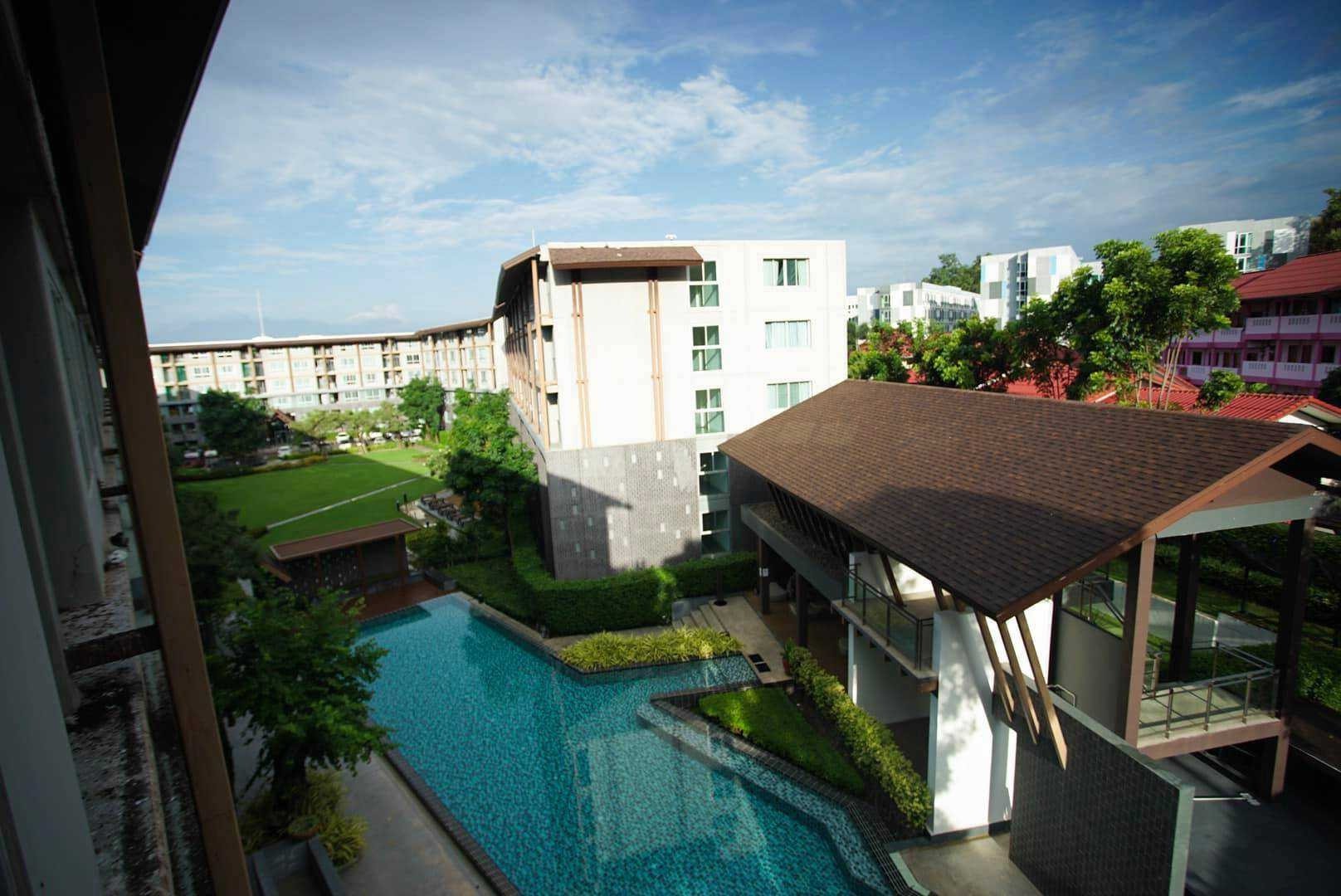 C47CHK ให้เช่า D Condo campus resort Chiang Mai ห้องมุม วิวสระว่ายน้ำ หลังมช ใกล้นิมมาน สนามบิน รูปที่ 1