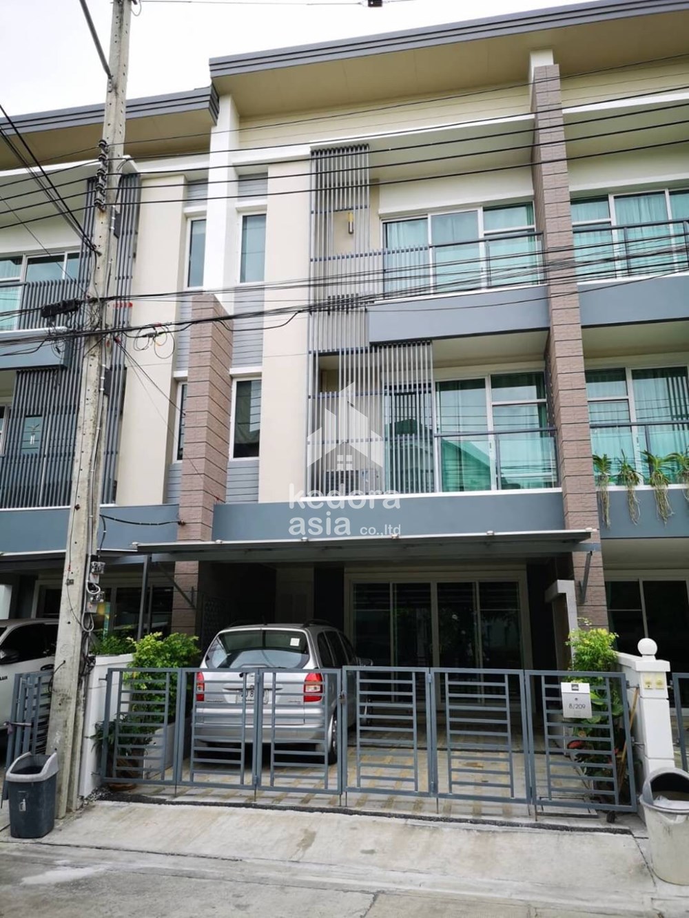 R-TH-101-Town Avenue Srinakarin Soi Onnut 68, near BTS Onnut, and Airport link huamark  รูปที่ 1