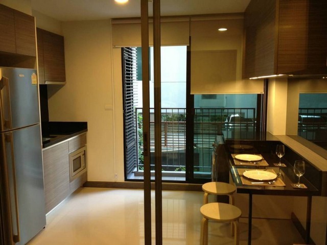 Rende Sukhumvit 23 1 bedroom with bahtub for rent and ready to move in near Asoke  รูปที่ 1