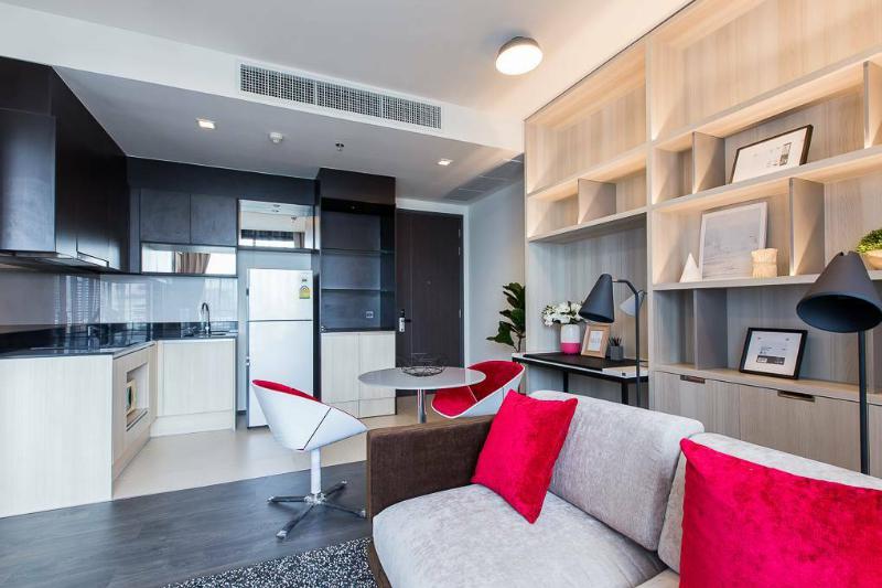   For rent  P33CR2101020  Edge Sukhumvit 23 1 Bed 1 bath  41 sqm.45000 บาท  รูปที่ 1