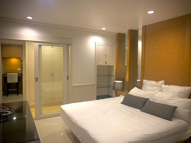 TN94ให้เช่าทาวน์โฮม 4 ชั้น หมู่บ้านคริสตัลวิลล์  Fully furnished    ใกล้ทางด่วนรามอินทรา รูปที่ 1