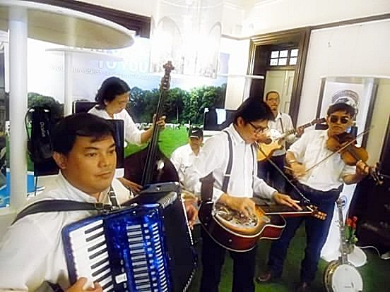 รับสอนเล่นเครื่องดนตรี Accordion รูปที่ 5