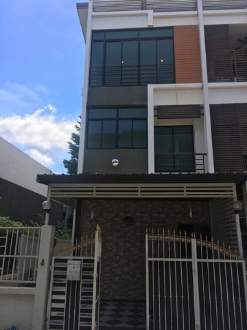 ขาย หรือ ให้เช่า Townhome six nature กัลปพฤกษ์ 25.6ตรว รูปที่ 1