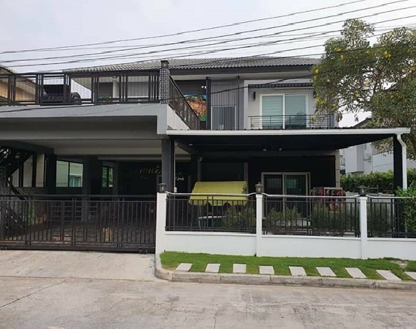 For Rent ให้เช่า หรือขาย บ้านเดี่ยว 2 ชั้น หมู่บ้านเดอะ เซนโทร วัชรพล รูปที่ 1