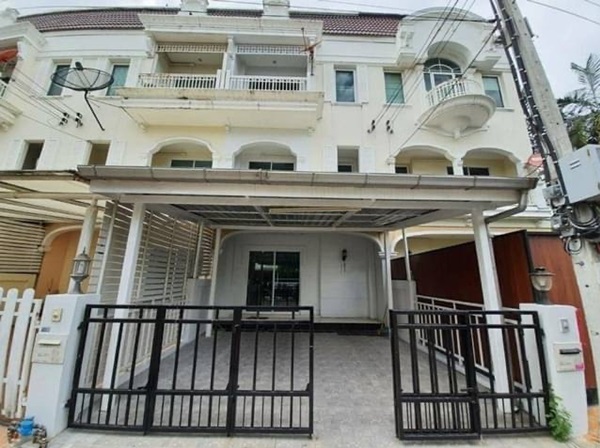 For Rent ให้เช่าทาวน์โฮม 3 ชั้น โครงการ เดอะเมทโทร พาร์ค สาทร-กัลปพฤกษ์ ใกล้ BTS วุฒากาศ รูปที่ 1