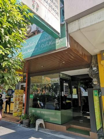 เซ้งร้านนวด ตึก 4ชั้นครึ่ง  ริมถนนสุขมวิท  33 ใกล์ BTS พร้อมพงษ์ พร้อมดำเนินกิจการต่อได้เลย รูปที่ 1