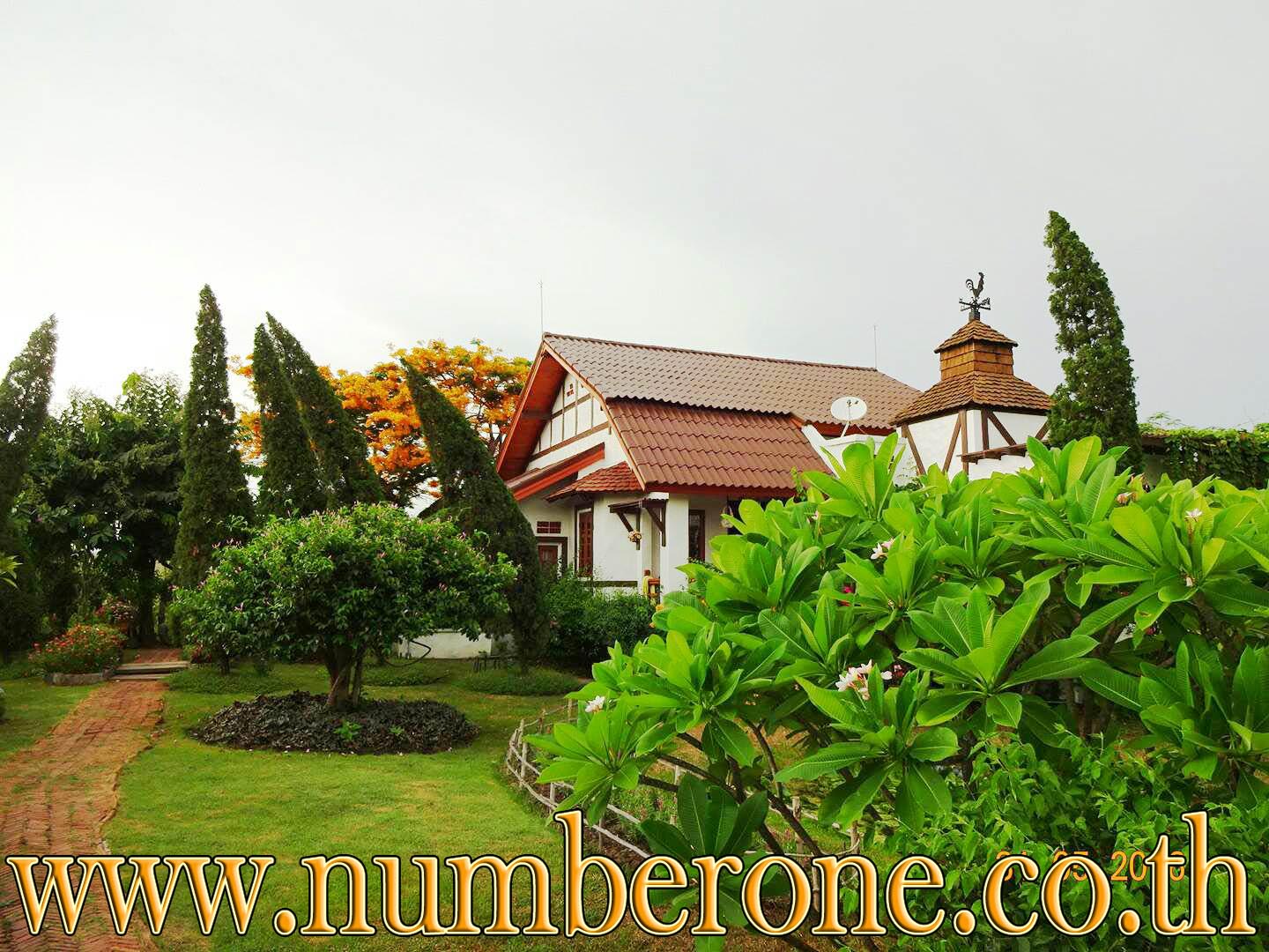 ขายด่วนบ้านเดี่ยวสไตล์คันทรี่ อยู่ในซอยสุวินทวงศ์ 24  รูปที่ 5