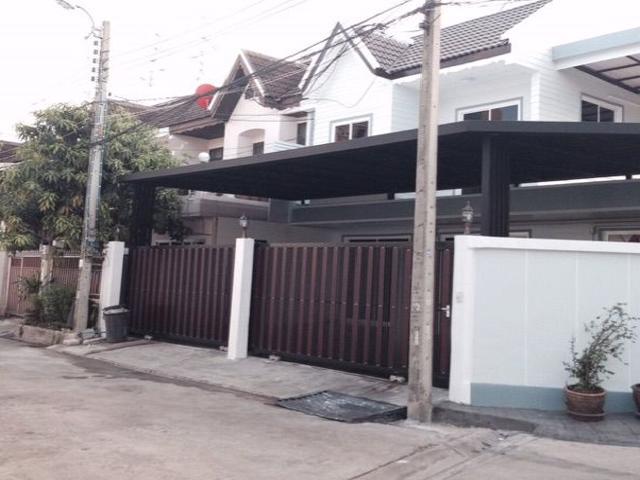 For Rent ให้เช่าบ้าน 2 ชั้น ประชาราษฎร์บำเพ็ญ 26 ขนาด 250 ตรม. เฟอร์ครบ โทร 099-9635966 รูปที่ 1