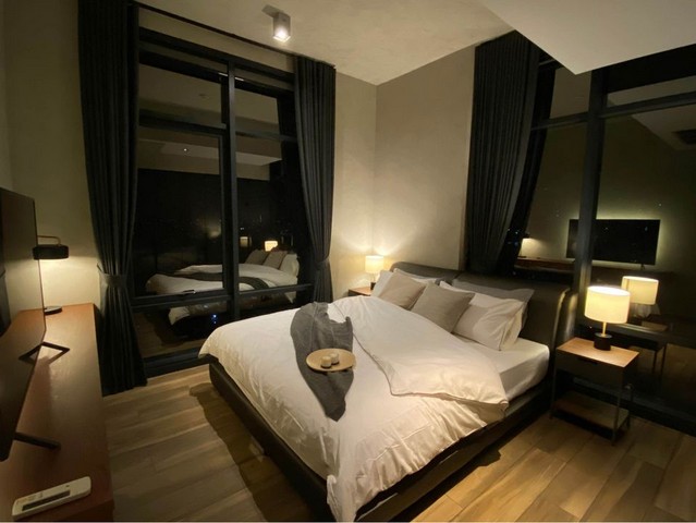 loft (ลอฟท์) อโศก ใกล้ MRT เพชรบุรี เฟอร์ครบ 85.5 ตร.ม. รูปที่ 1