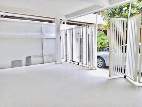 บ้านเดี่ยว ปรับปรุงสวยใหม่ ย่านนานา For rent Very Nice New  Single House  (just renovated) รูปที่ 1