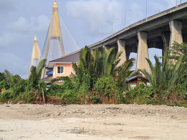  ขายที่สวย ใกล้สะพานภูมิพลและจุดขึ้นลงทางด่วน เดินทางสะดวกไปพระราม3แค่5นาที 3ไร่20 ตรว. รูปที่ 1