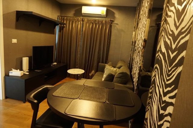 Condolette Dwell Sukhumvit 26   ใกล้ BTS พร้อมพงษ์ เฟอร์ครบ ห้องมุม  35 ตร.ม. รูปที่ 1