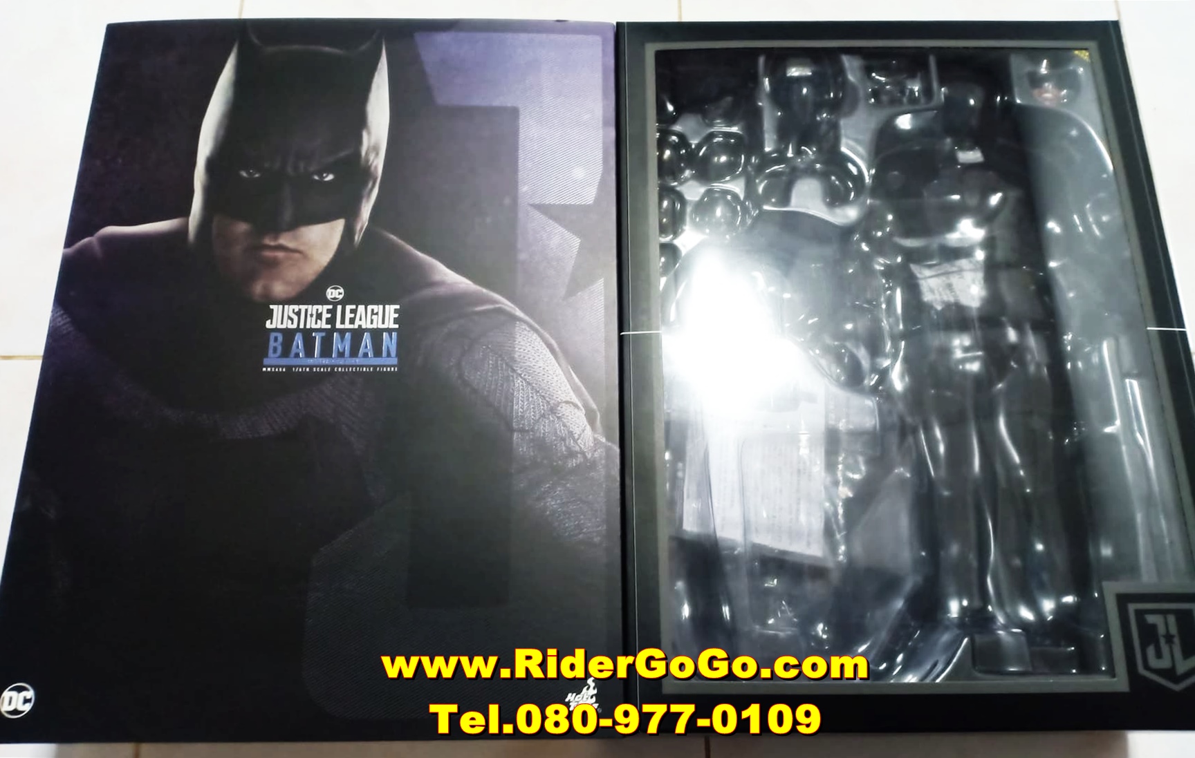 HOT TOYS Justice League Batman โมเดลแบทแมนภาคจัสติค ลีก ขนาดประมาณ 30 เซนติเมตร สภาพดีของแท้ราคาไม่แพง รูปที่ 5
