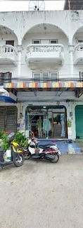 ขายอาคารพานิชย์  บ้านแกรนด์ชลเลคแอนด์การ์เด้น ทำเลดี ทางสะดวก เหมาะแก่การลงทุน  ในอำเภอเมืองชลบุรี