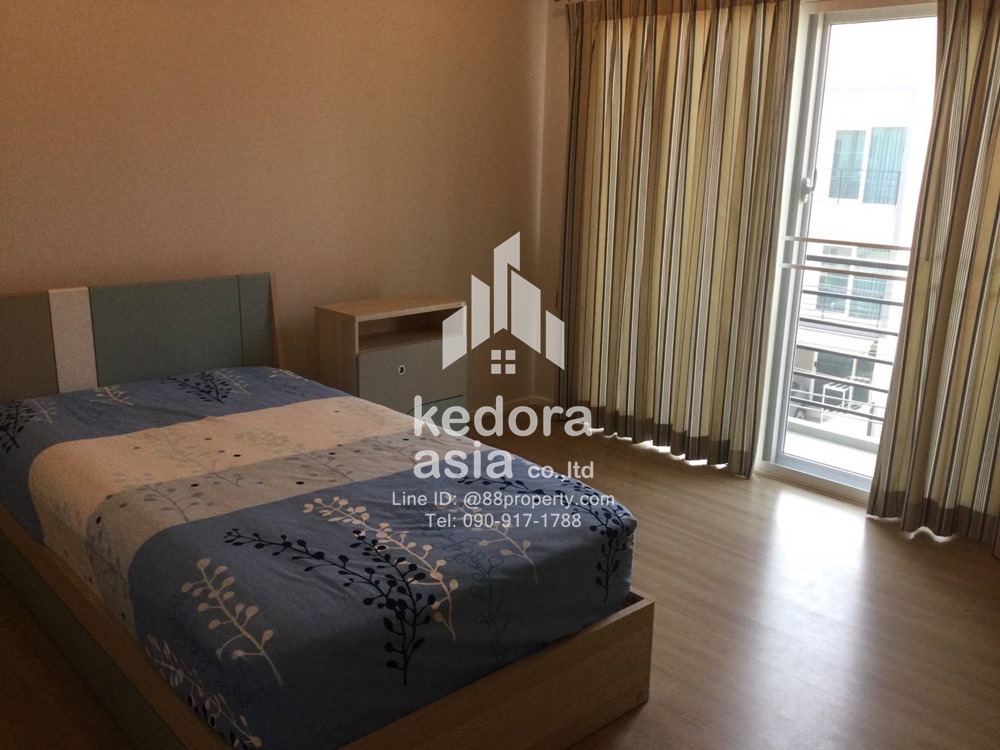 KDR-SH-228-Baan Klang Muang, Suan Luang,   3-storey townhome, corner back,  รูปที่ 1