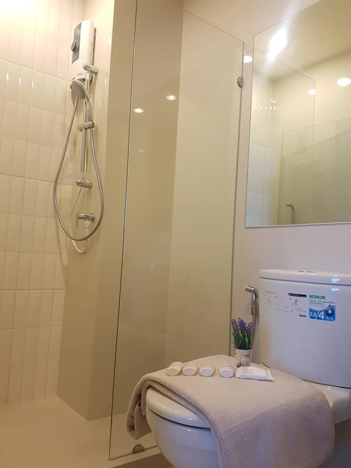 ขายคอนโด ไลฟ์ อโศก 150 เมตรถึงMRTเพชรบุรี 20 เมตรถึงARLมักกะสัน ห้องแต่งสวยมาก เครื่องใช้ไฟฟ้า+เฟอร์ พร้อมเข้าอยู่ได้เลย รูปที่ 6