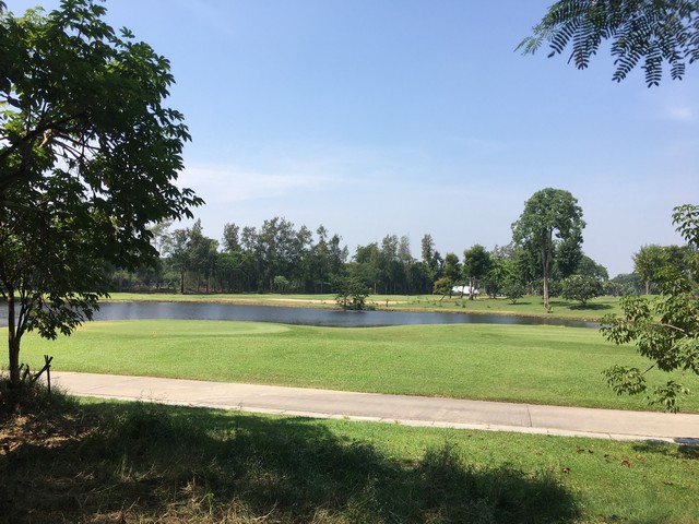 ขายที่ดินในสนามกอล์ฟเดอะเลกาซี่ (The Legacy Golf Club) อยู่ติดซาฟารีเวิลด์ เนื้อที่ 209 ตร.ว. รูปที่ 1