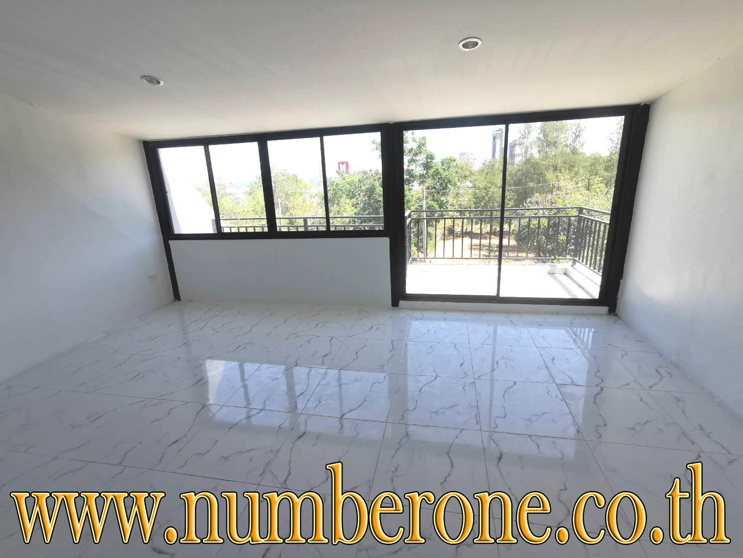 ขายทาวน์โฮม 3 ชั้น บ้านบนเนินเขา อีสเทิร์นวิลเลจ ศรีราชา บ้านสวยบบรยากาศดี พร้อมเข้าอยู่  รูปที่ 6