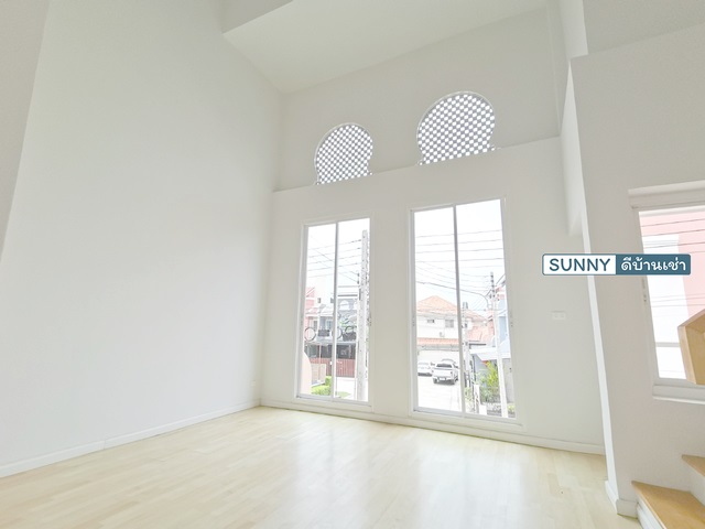 ขายบ้านทาวโฮม 3 ชั้น บางแสน ทำเลดี เดินทางสะดวก ใกล้ห้าง ใกล้มหาลัย ใกล้ตลาด ใกล้มอเตอร์เวย์ ฯลฯ รูปที่ 6