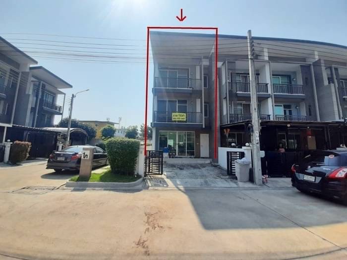 ขายทาวน์โฮม 3 ชั้น ทาวน์อเวนิว ไทม์ ท่าข้าม16 Town Avenue Time Thakham 16 (ห้องมุม) 171 ตรม. รูปที่ 1