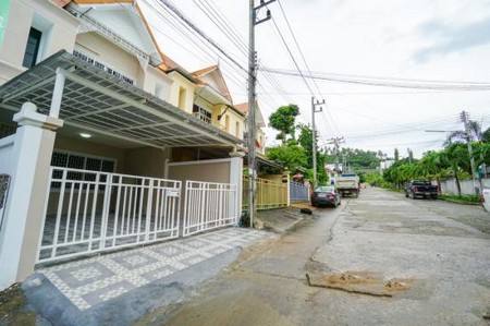 Available For Rent 3 beds in Maenam Area Koh Samui Surat Thani Thailand townhouse Rental รูปที่ 1