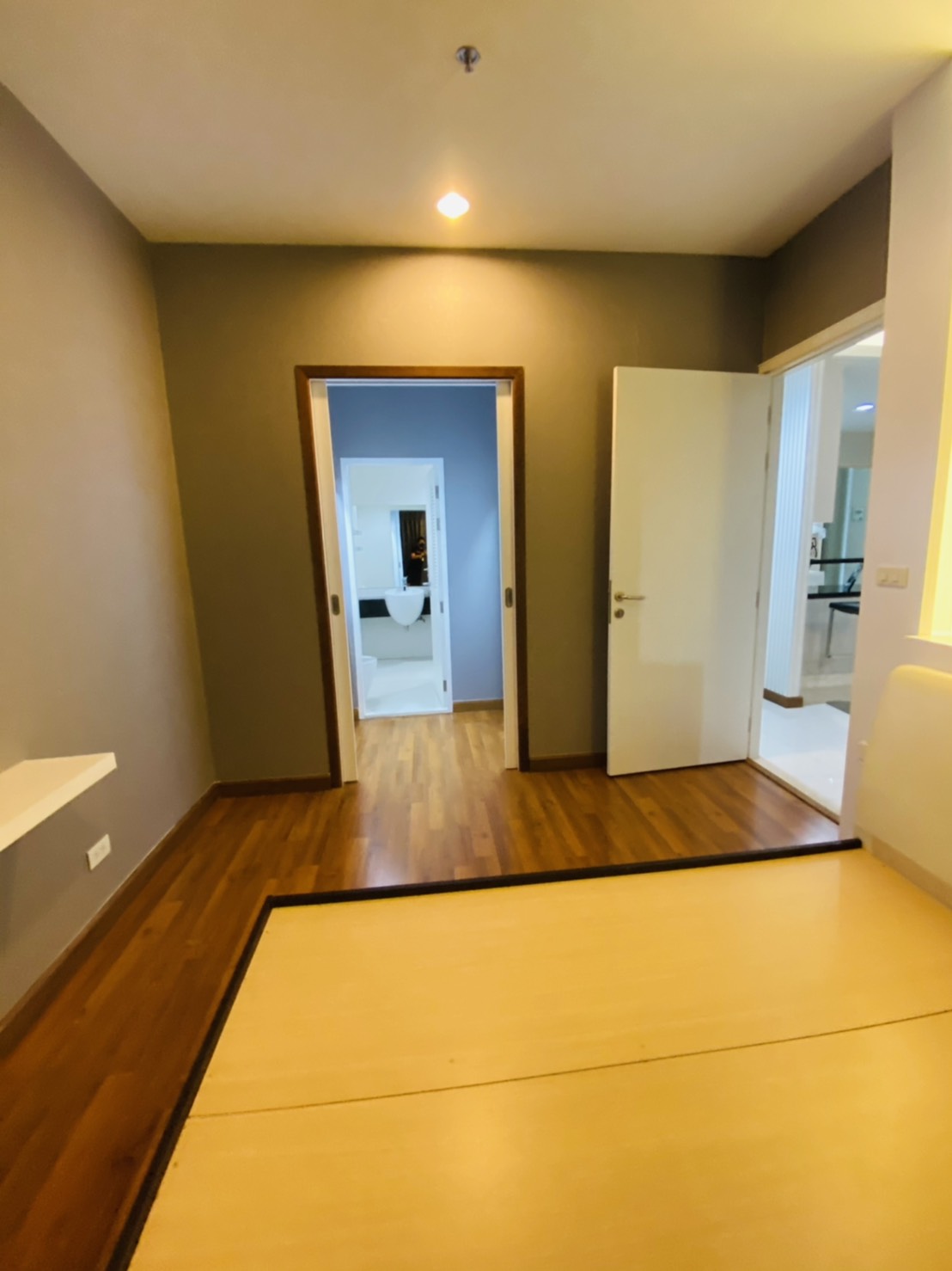 ขายคอนโด The Fourwings Residence . ศรีนครินทร์ พื้นที่ 98 ตารางเมตร 2 ห้องนอน 3 ห้องน้ำ ราคา 7.9 ล้านบาท รูปที่ 1