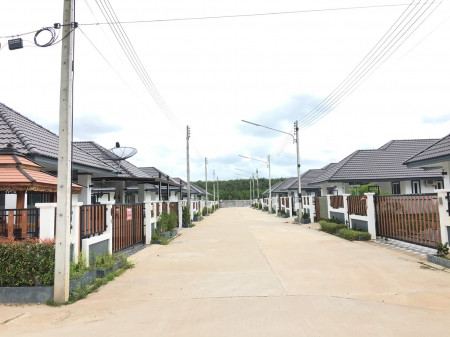 ขาย บ้านเดี่ยว บรรยากาศดี เหมาะพักผ่อน ทรงปั้นหยา สนามบินหาดใหญ่ 360 ตรม. 90 ตร.วา รูปที่ 2