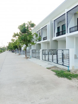 ขาย ทาวน์โฮม คลองแห-ลพบุรีราเมศวร์ 96 ตรม. 28 ตร.วา รูปที่ 3