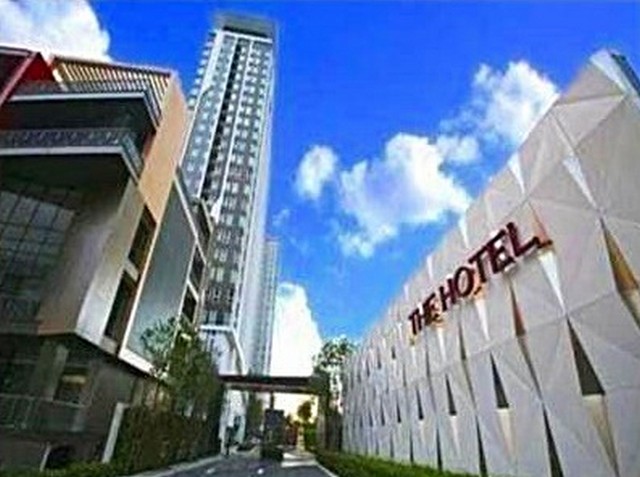 ขาย The Hotel Serviced Condo 2 ห้องนอน ติดรถไฟฟ้า MRT ศรีพรสวรรค์ รูปที่ 1