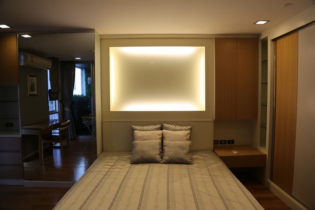 K0590  คอนโด ควอด สีลม QUAD SILOM CONDO Quad Silom One bedroom condo (60 sqm.) รูปที่ 1