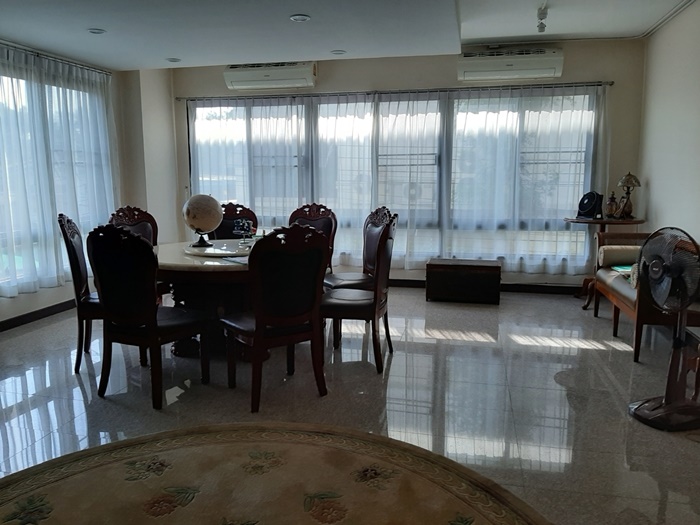 ให้เช่า บ้านเดี่ยว แจ้งวัฒนะ ซอย28 3ชั้น 4นอน 6ห้องน้ำ รูปที่ 4